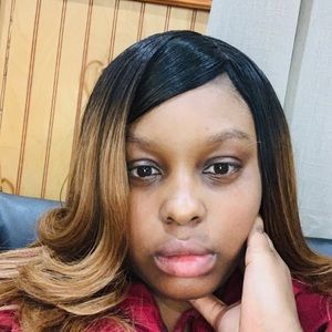 Meet your Posher, Karena